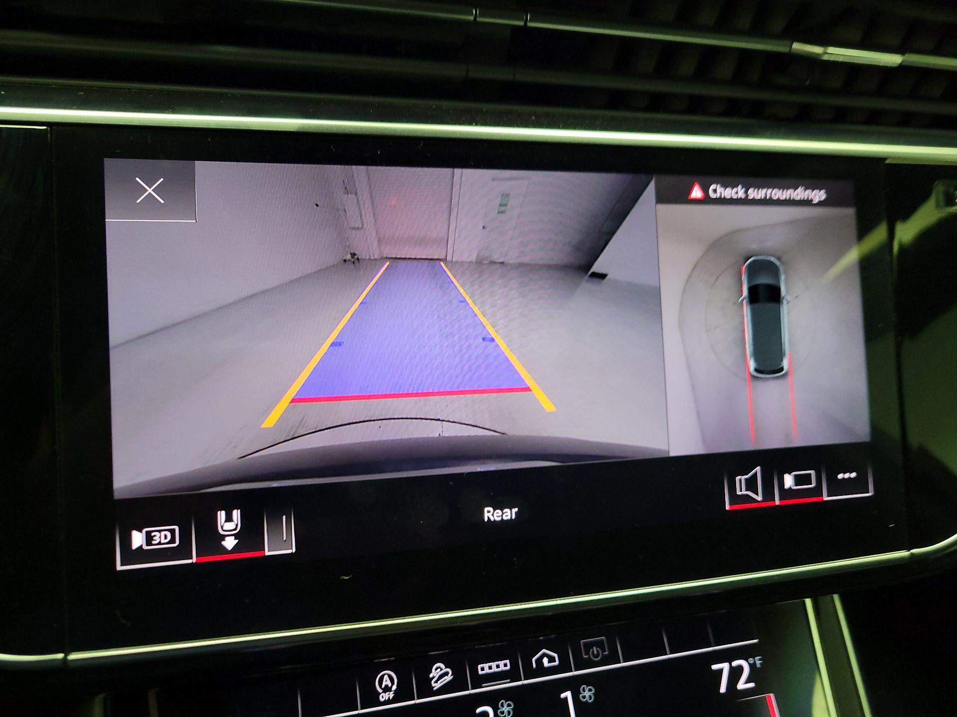 Thumbnail: 2021 Audi Q7 - 15