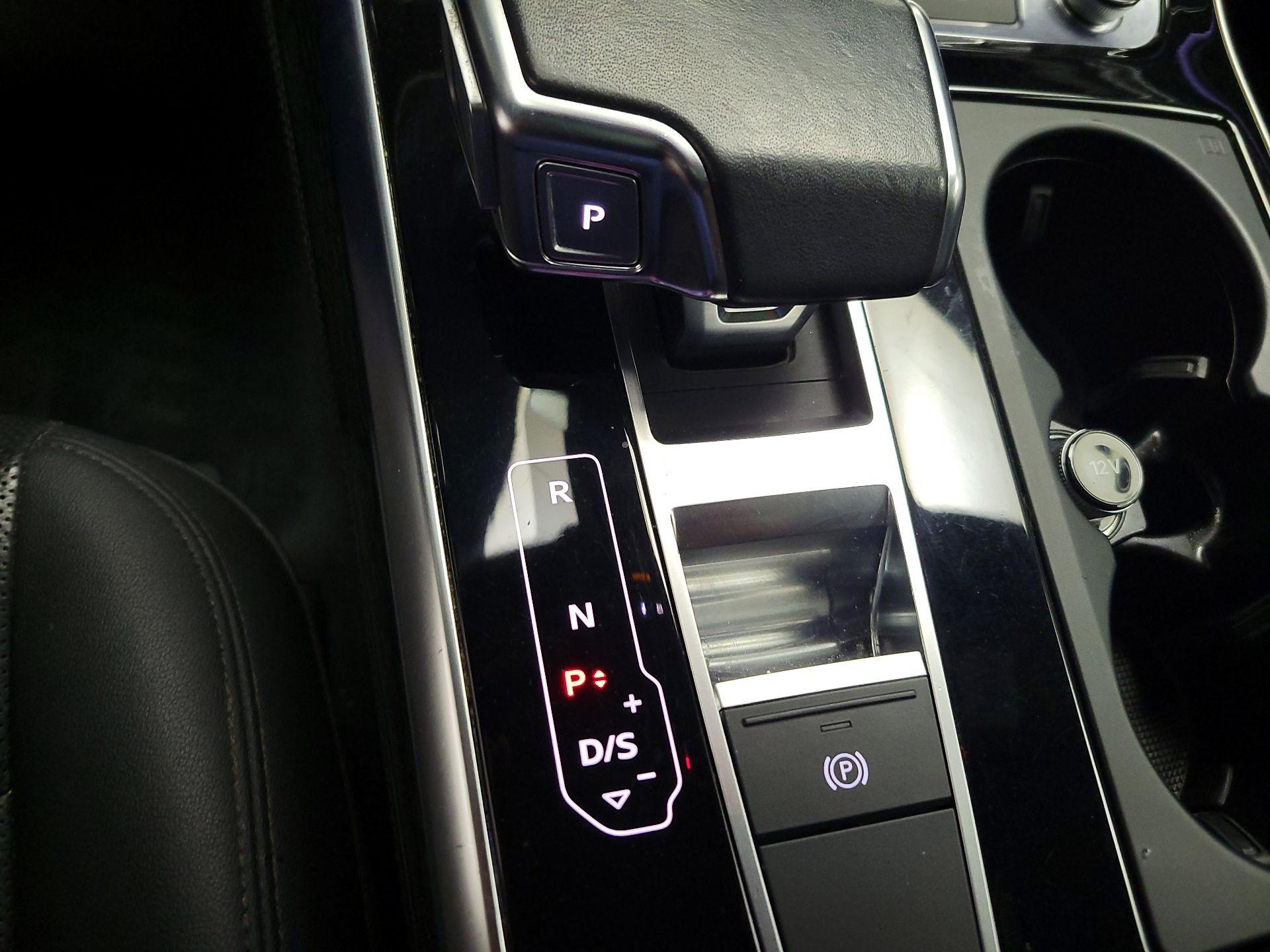 Thumbnail: 2021 Audi Q7 - 18