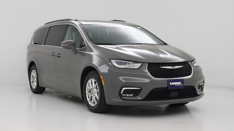 2022 Chrysler Pacifica Touring L Hero Image