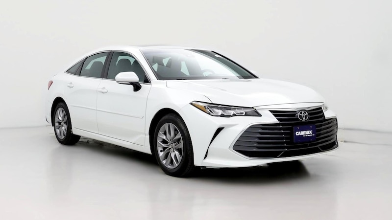 2022 Toyota Avalon XLE Hero Image