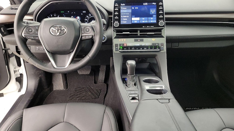 2022 Toyota Avalon XLE 9