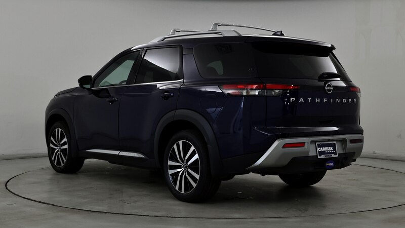 2023 Nissan Pathfinder Platinum 2