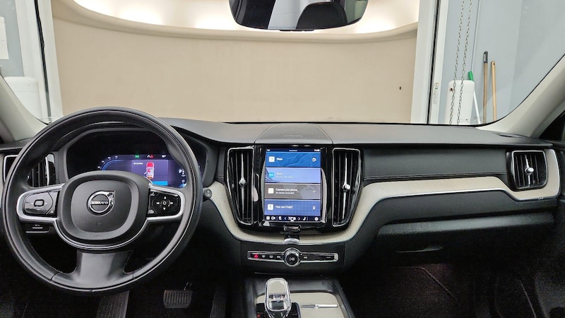 2022 Volvo XC60 B5 Inscription 9