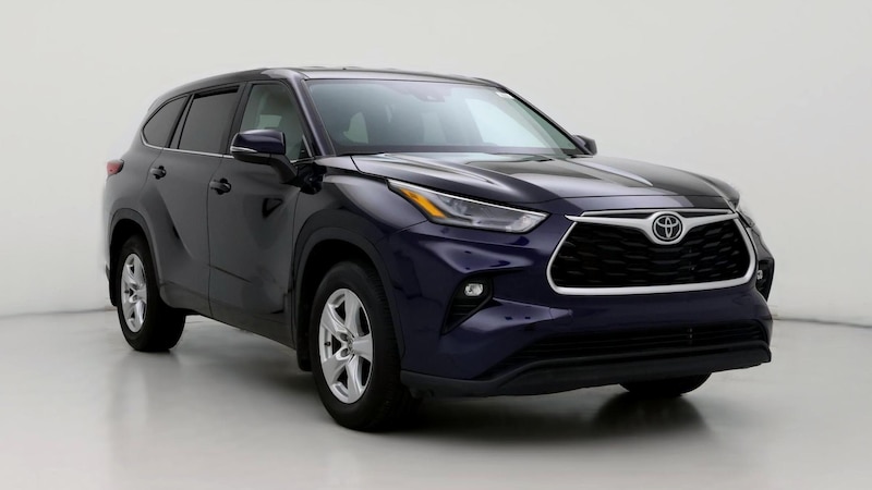 2023 Toyota Highlander LE Hero Image