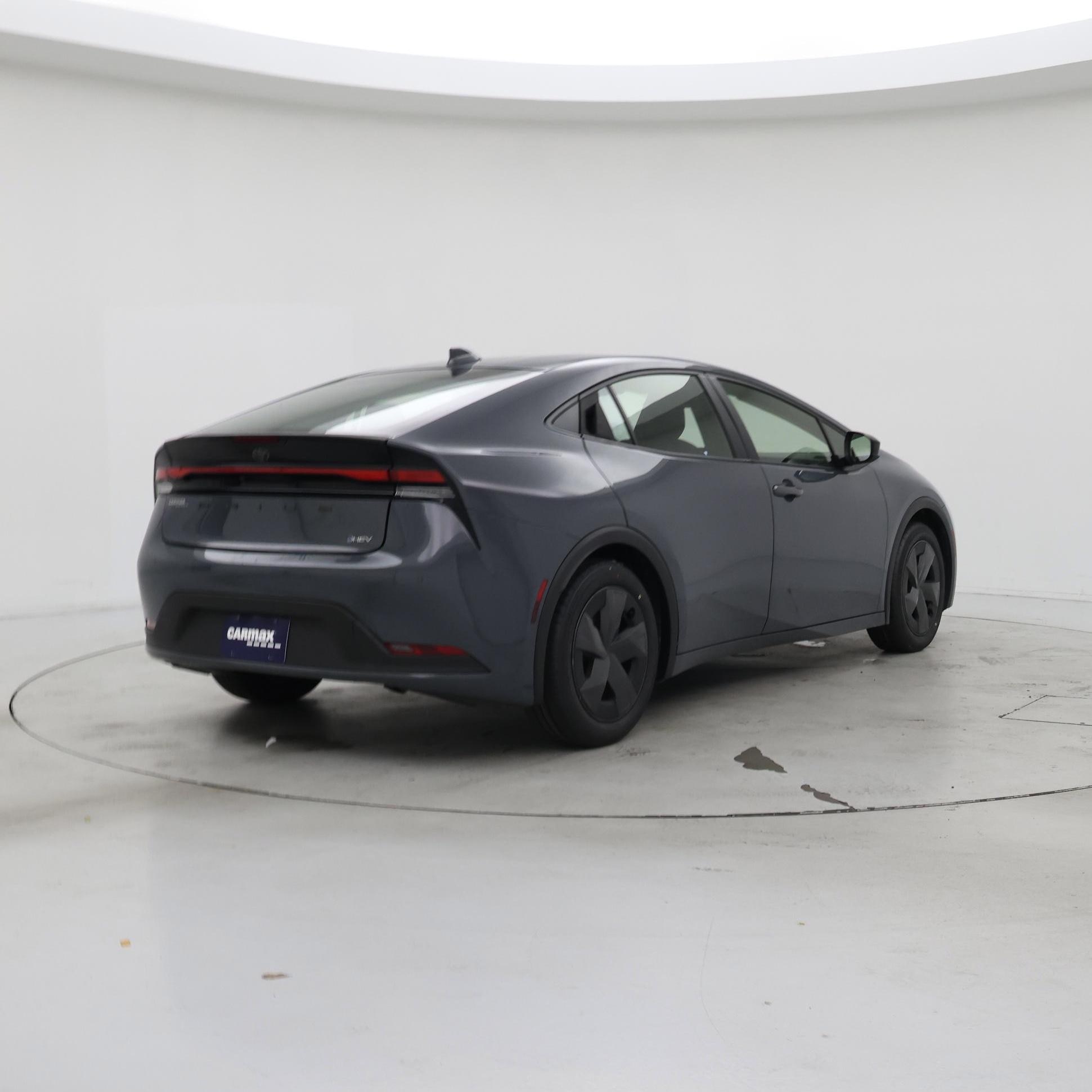 Thumbnail: 2023 Toyota Prius - 8