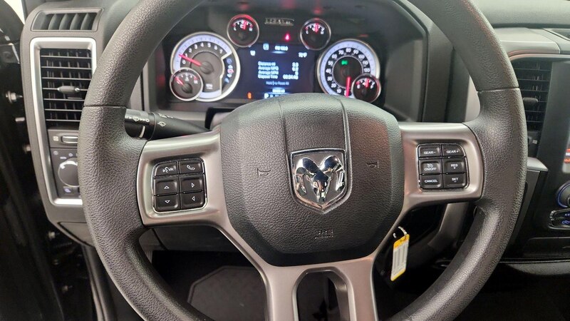 2021 RAM 1500 Classic Warlock 10