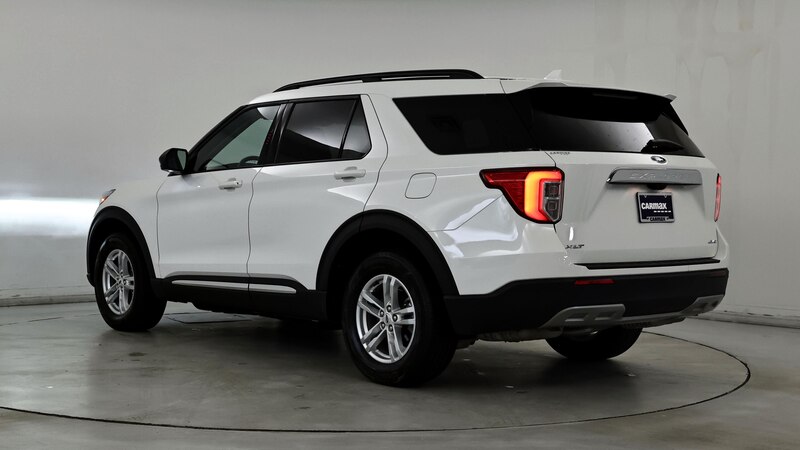 2022 Ford Explorer XLT 2