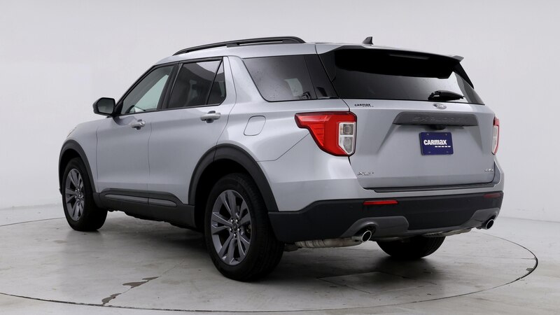 2022 Ford Explorer XLT 2