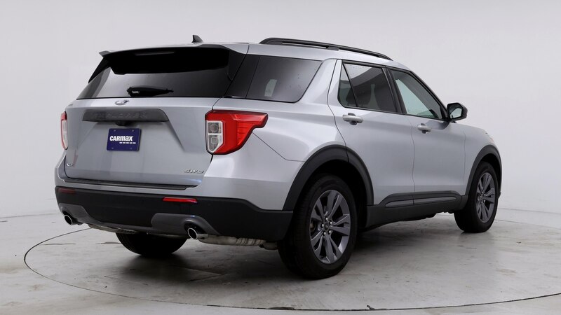 2022 Ford Explorer XLT 8