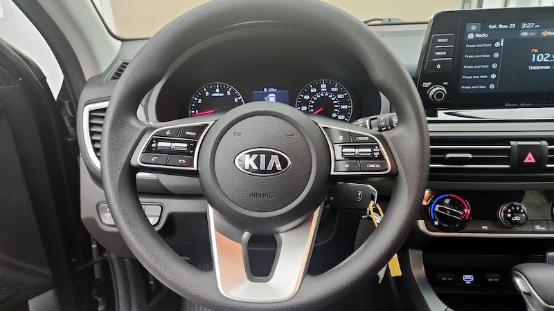 2021 Kia Seltos LX 10