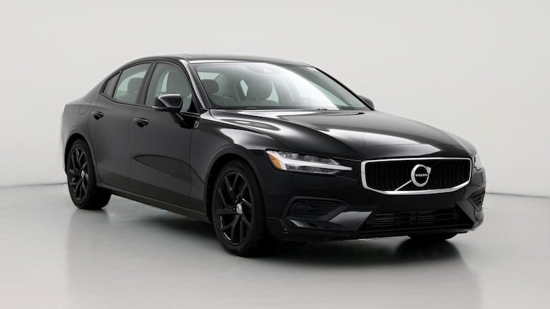 2019 Volvo S60 T6 Momentum Hero Image