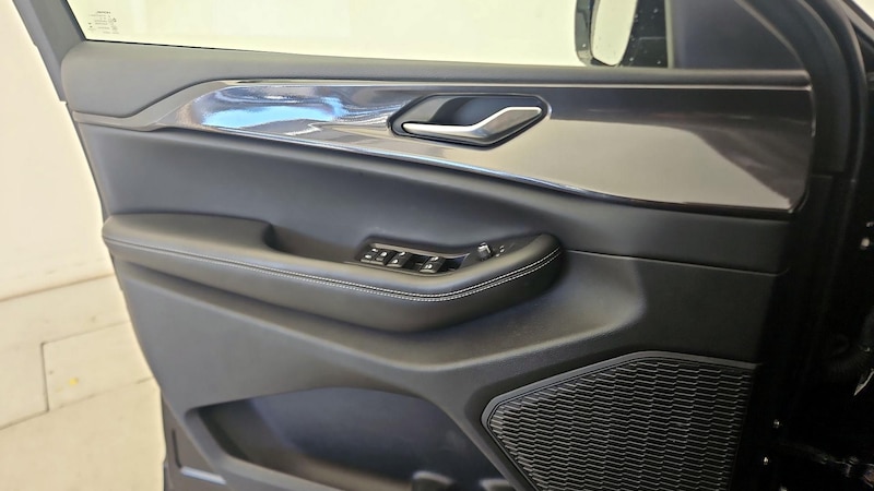 2023 Jeep Grand Cherokee Altitude 12