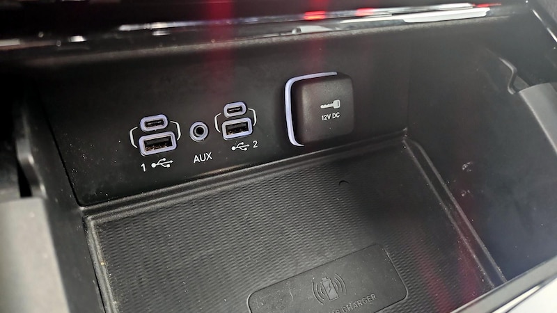2023 Jeep Grand Cherokee Altitude 18