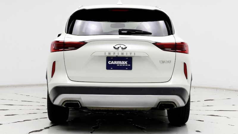 2019 INFINITI QX50 Essential 6