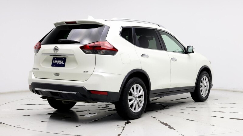 2018 Nissan Rogue SV 8