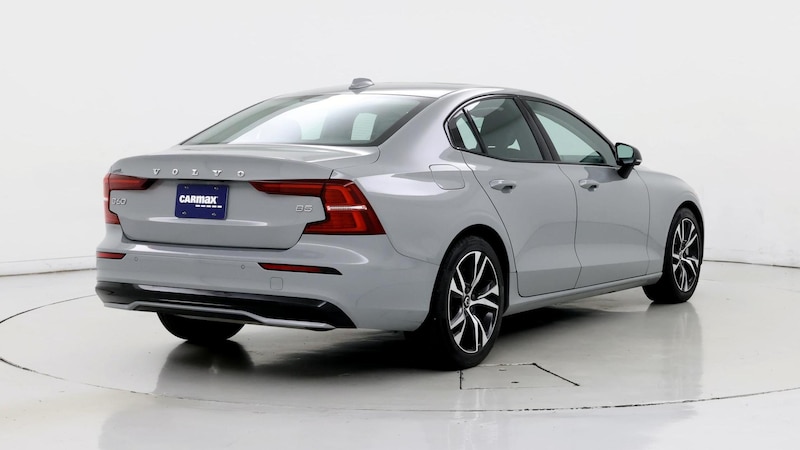 2024 Volvo S60 B5 Core 8