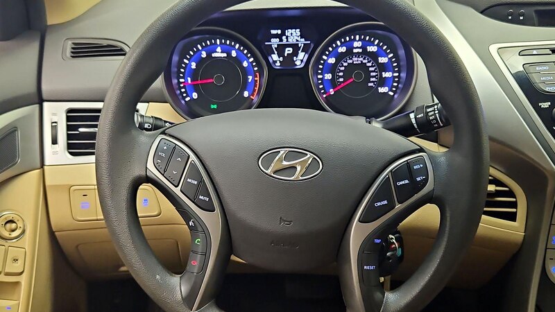 2013 Hyundai Elantra GLS 10