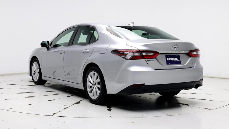 2022 Toyota Camry LE 2