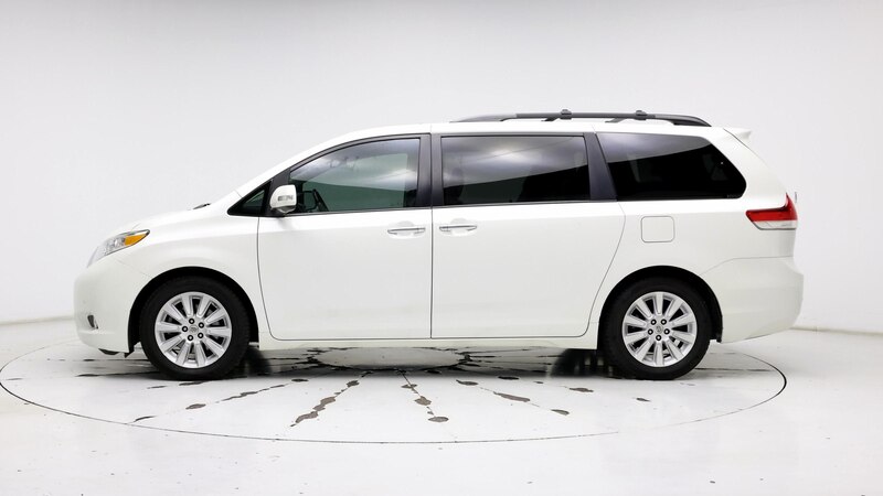 2013 Toyota Sienna Limited 3