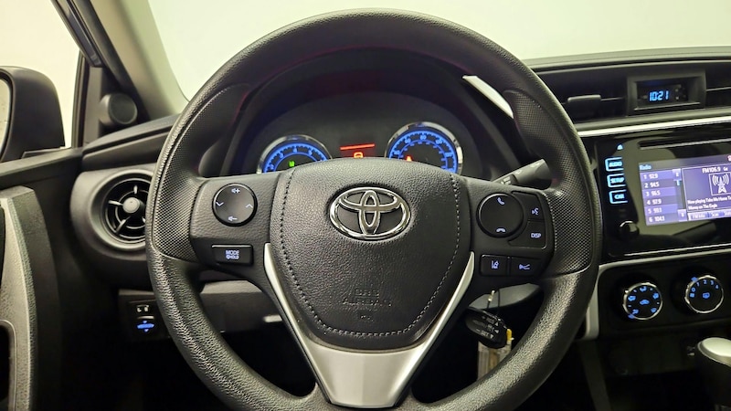 2019 Toyota Corolla L 10