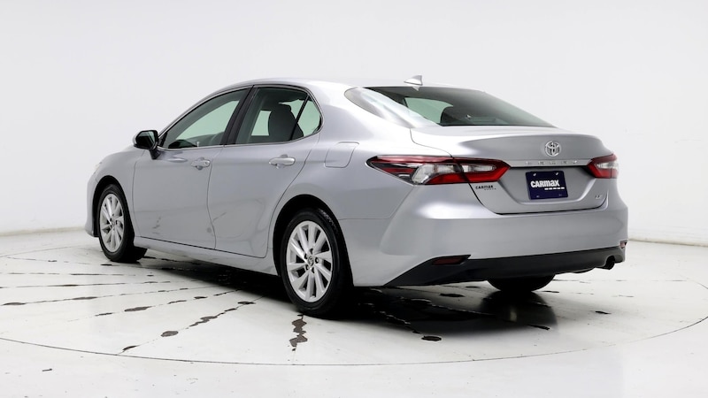 2022 Toyota Camry LE 2