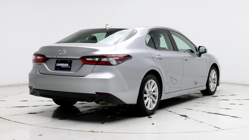 2022 Toyota Camry LE 8