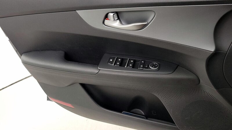 2021 Kia Forte FE 12