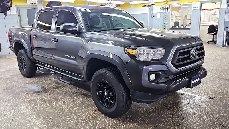 2021 Toyota Tacoma SR5 Hero Image