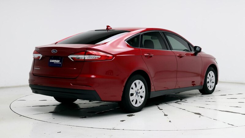 2020 Ford Fusion S 8