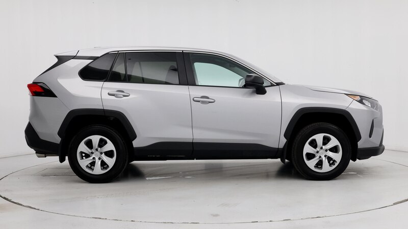 2022 Toyota RAV4 LE 7