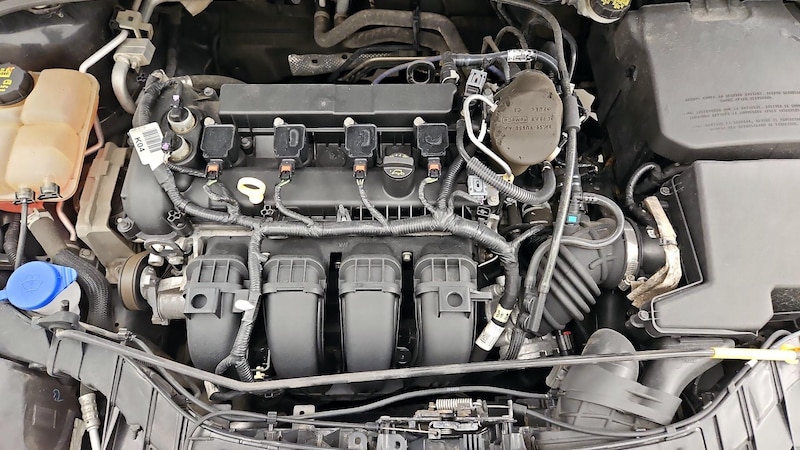 2014 Ford Focus SE 19