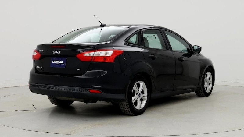 2014 Ford Focus SE 8
