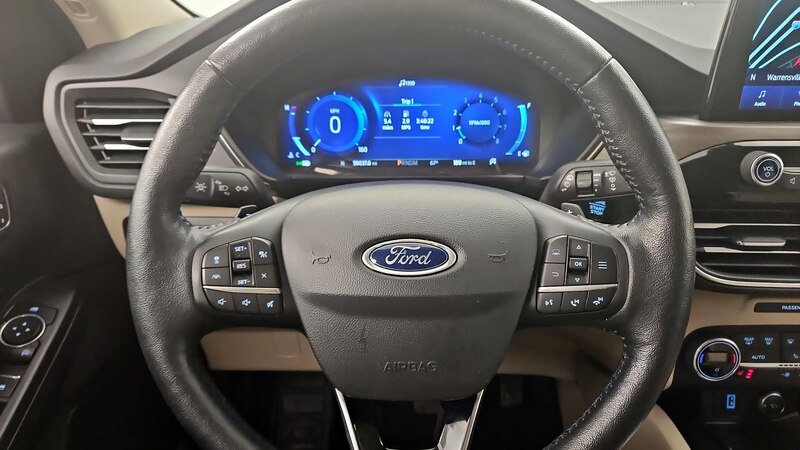 2020 Ford Escape Titanium 10