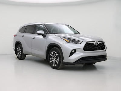 2022 Toyota Highlander XLE -
                Cleveland, OH