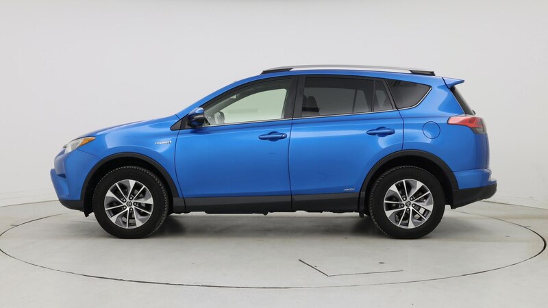 2017 Toyota RAV4 XLE 3