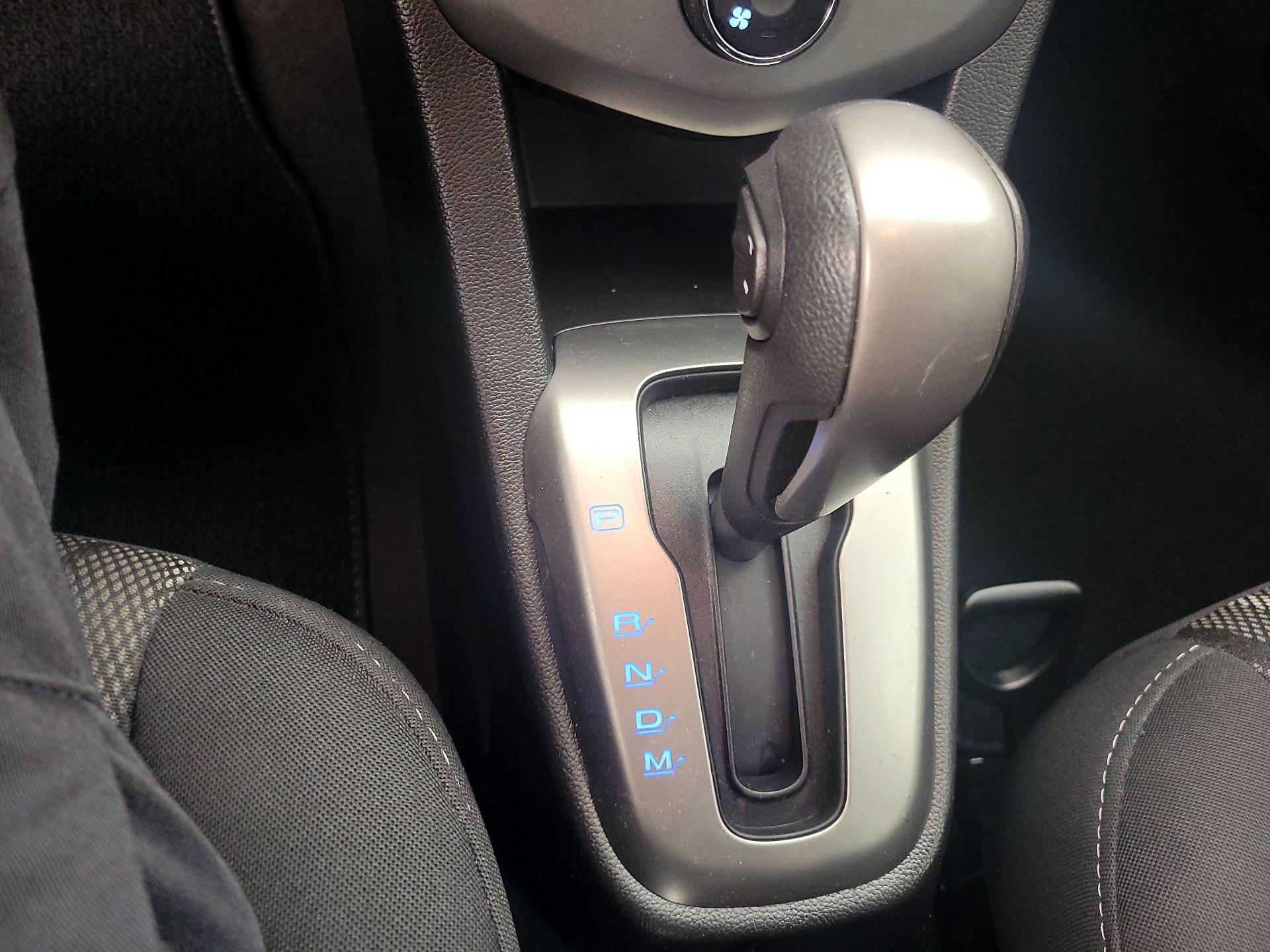 Thumbnail: 2014 Chevrolet Sonic - 16