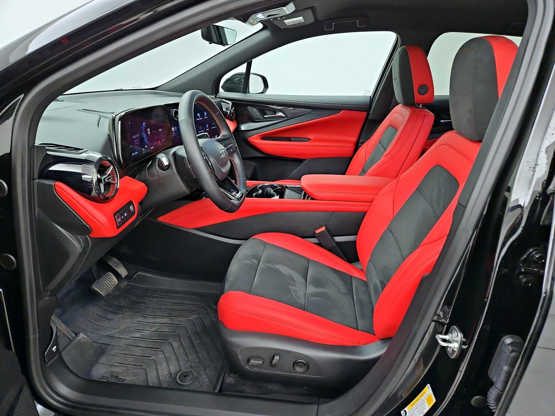 Thumbnail: 2024 Chevrolet Blazer EV - 11