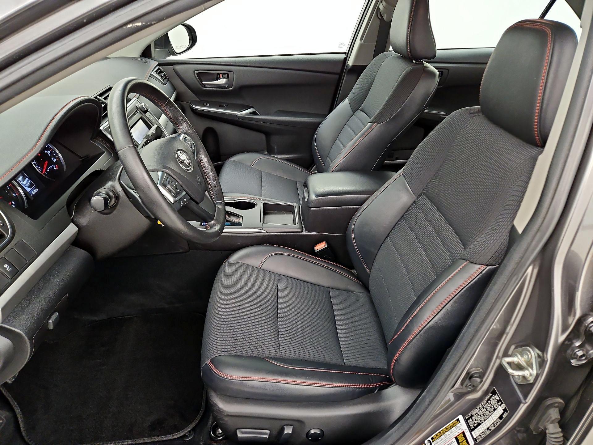 Thumbnail: 2017 Toyota Camry - 11
