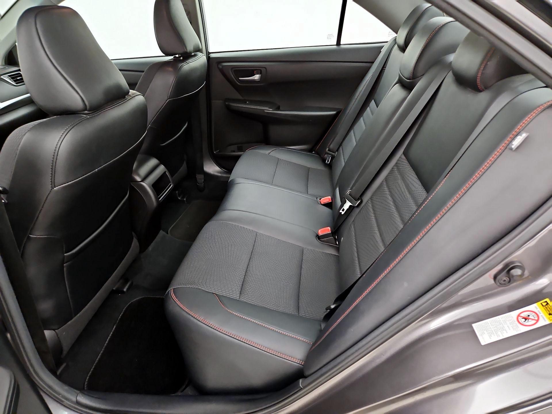 Thumbnail: 2017 Toyota Camry - 19
