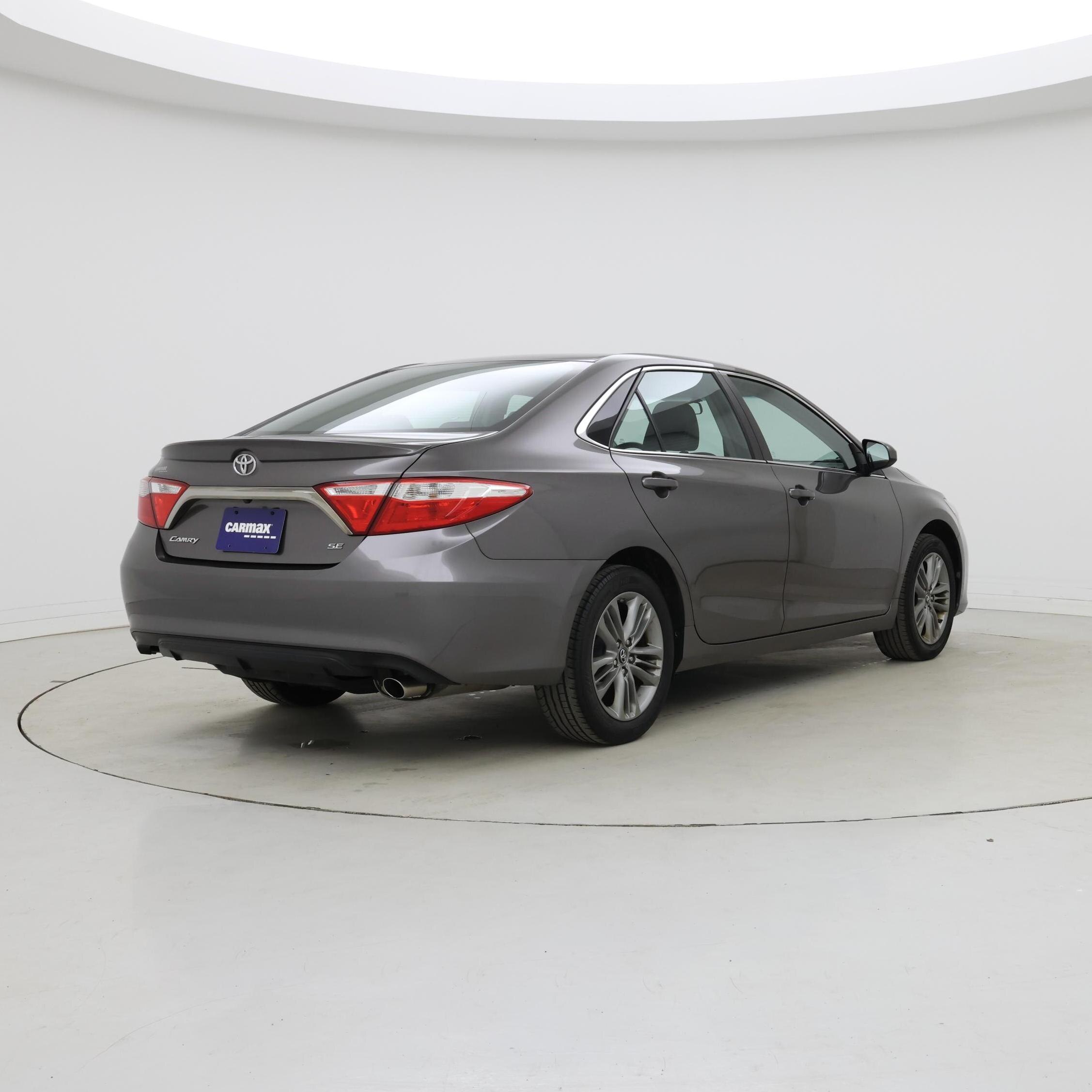 Thumbnail: 2017 Toyota Camry - 8