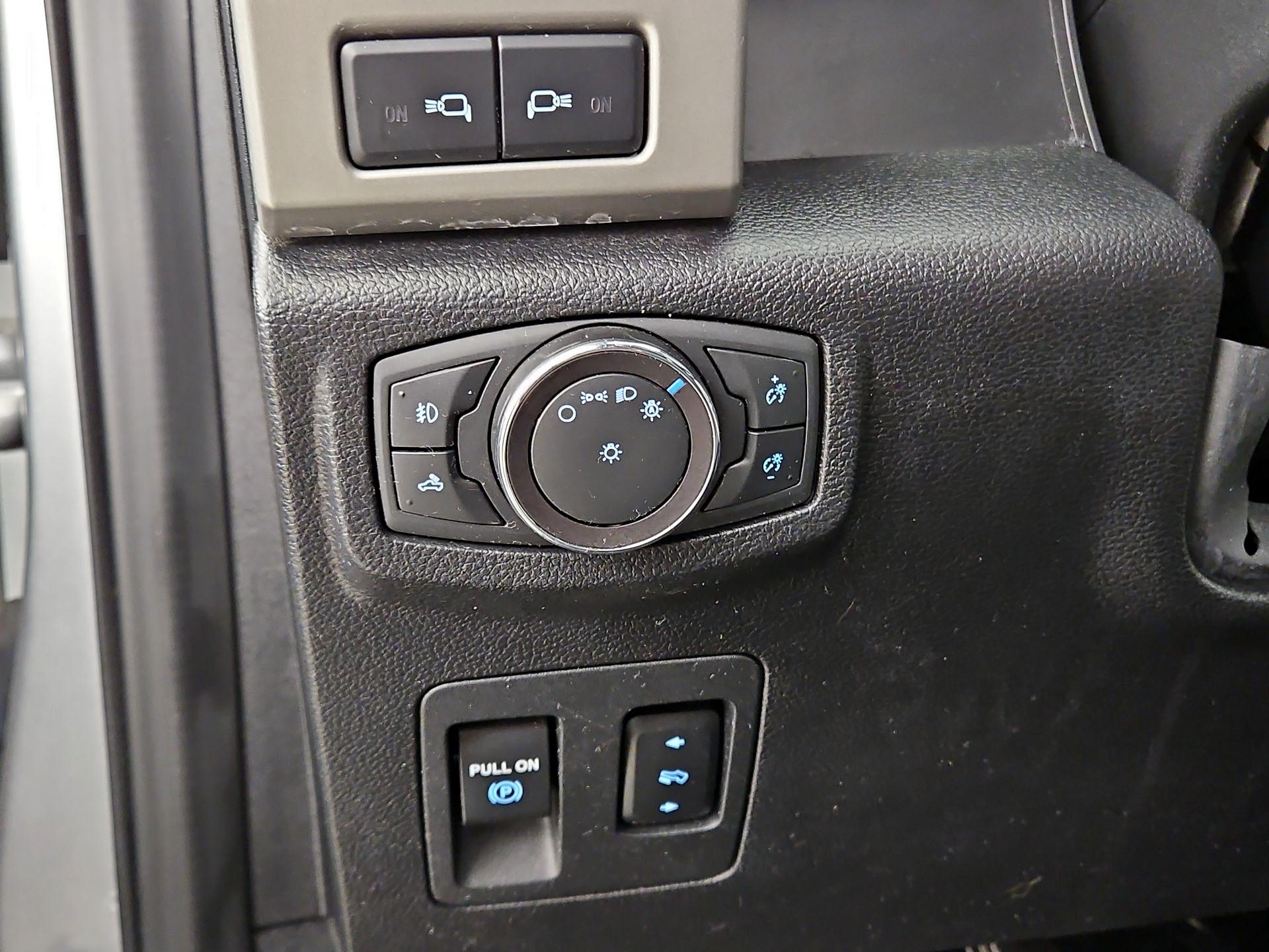 Thumbnail: 2019 Ford F-150 - 13