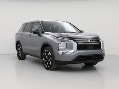 2022 Mitsubishi Outlander SE -
                Cleveland, OH