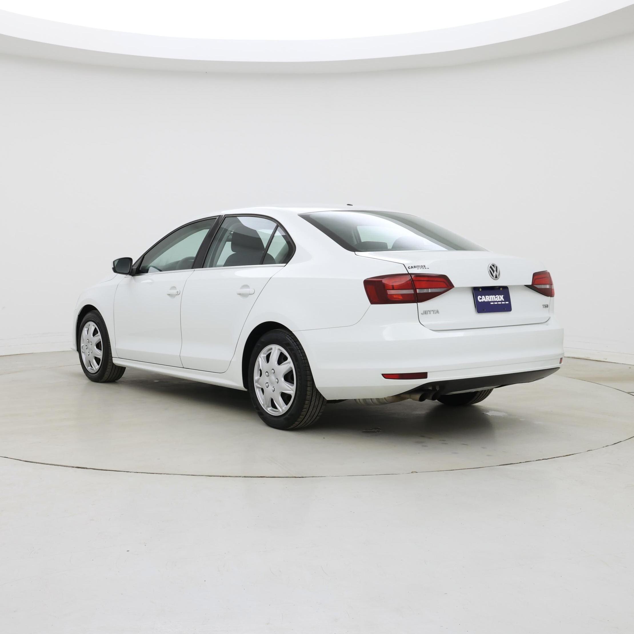 Thumbnail: 2017 Volkswagen Jetta - 2