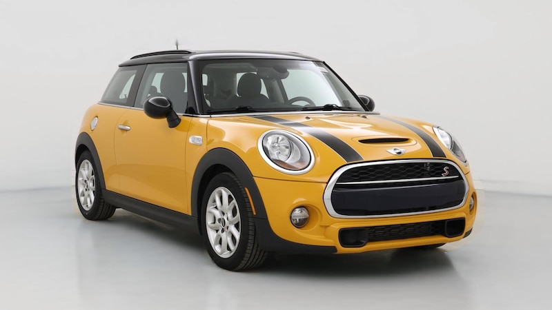 2015 MINI Cooper Hardtop S Hero Image
