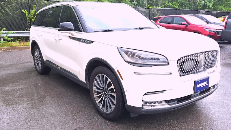 2020 Lincoln Aviator Reserve Hero Image