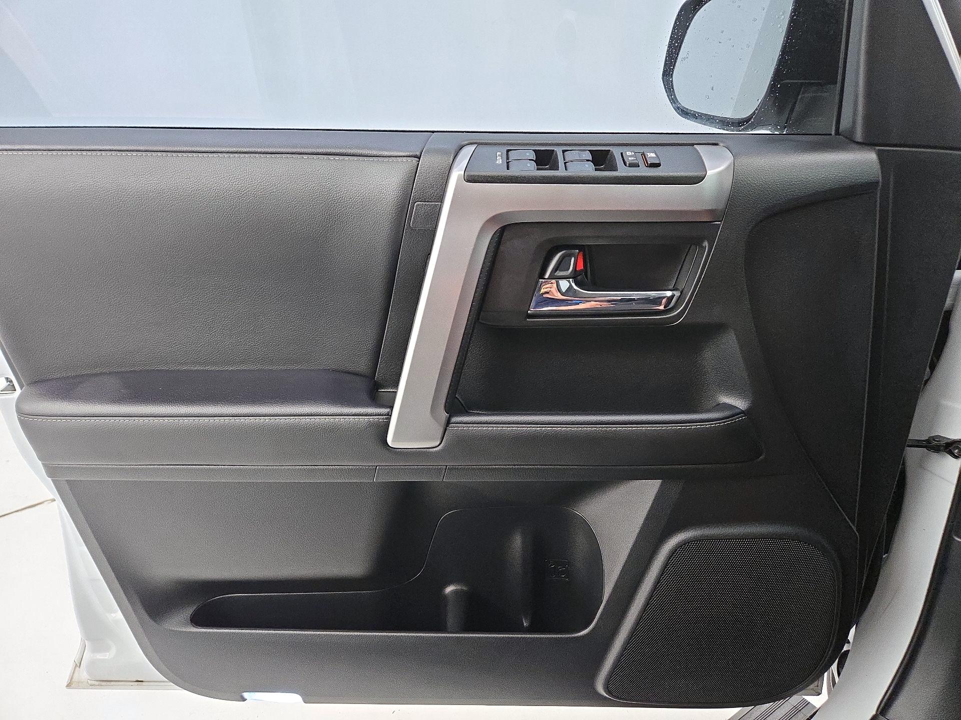 Thumbnail: 2024 Toyota 4Runner - 12