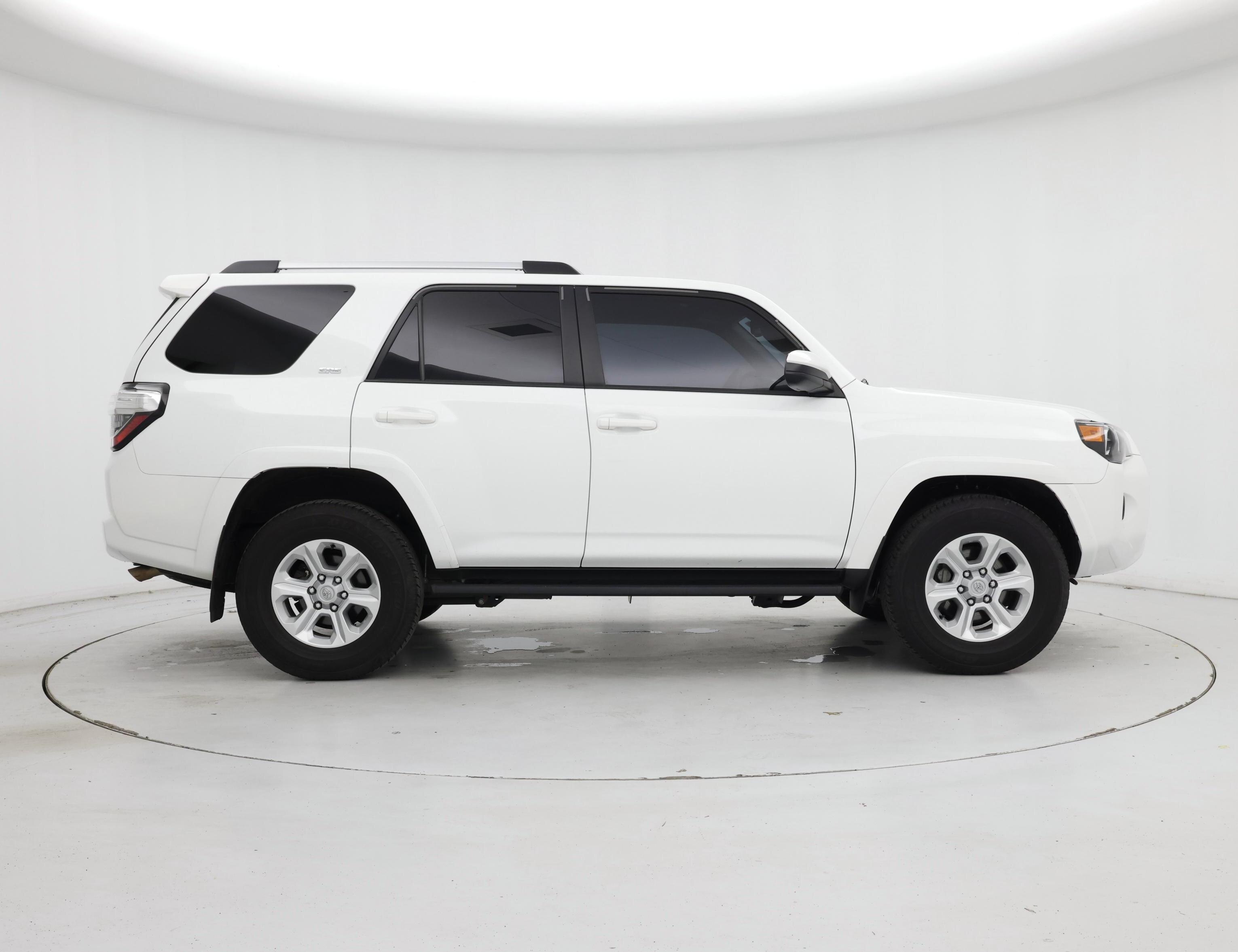 Thumbnail: 2024 Toyota 4Runner - 7