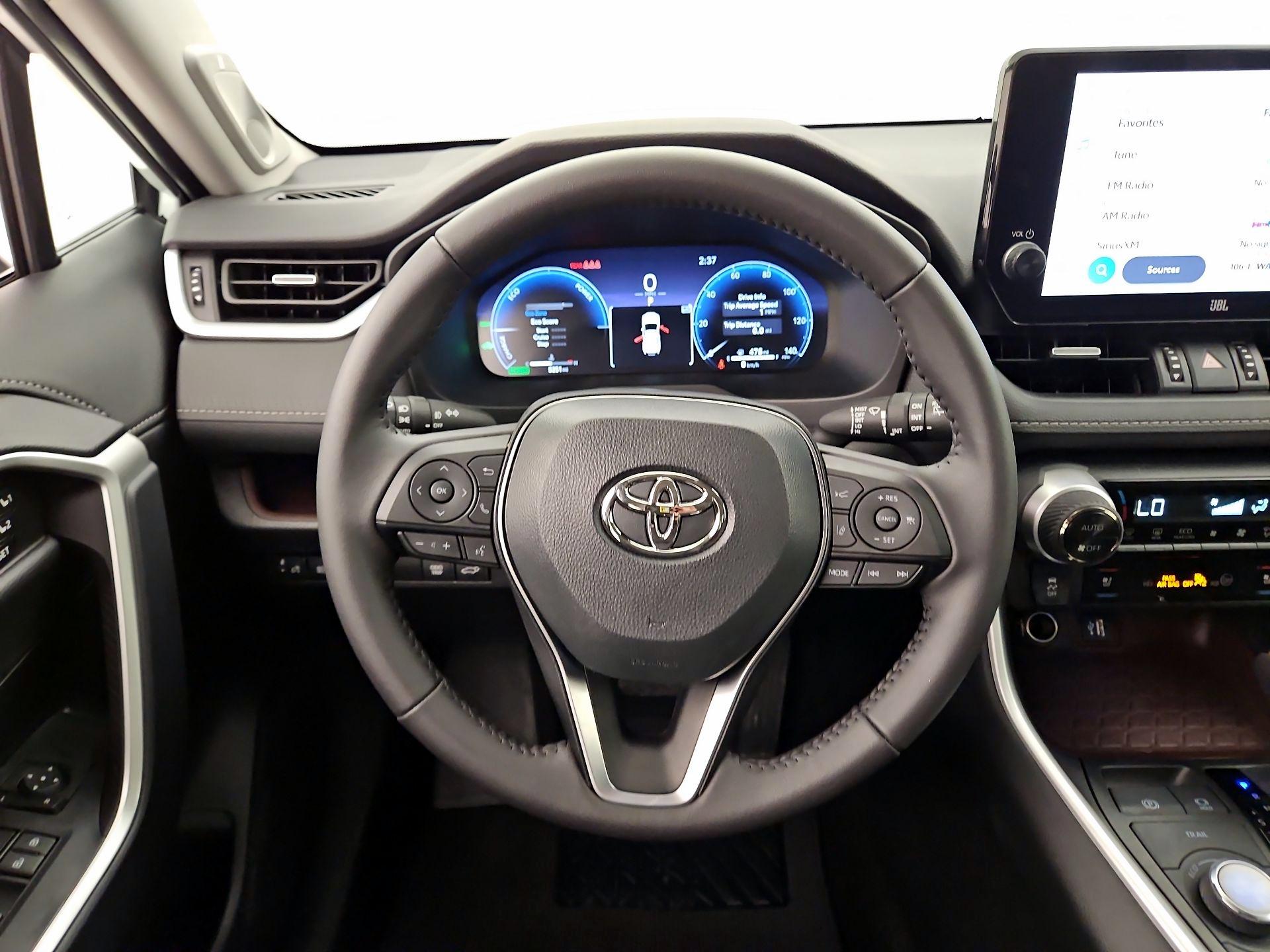 Thumbnail: 2024 Toyota RAV4 - 10