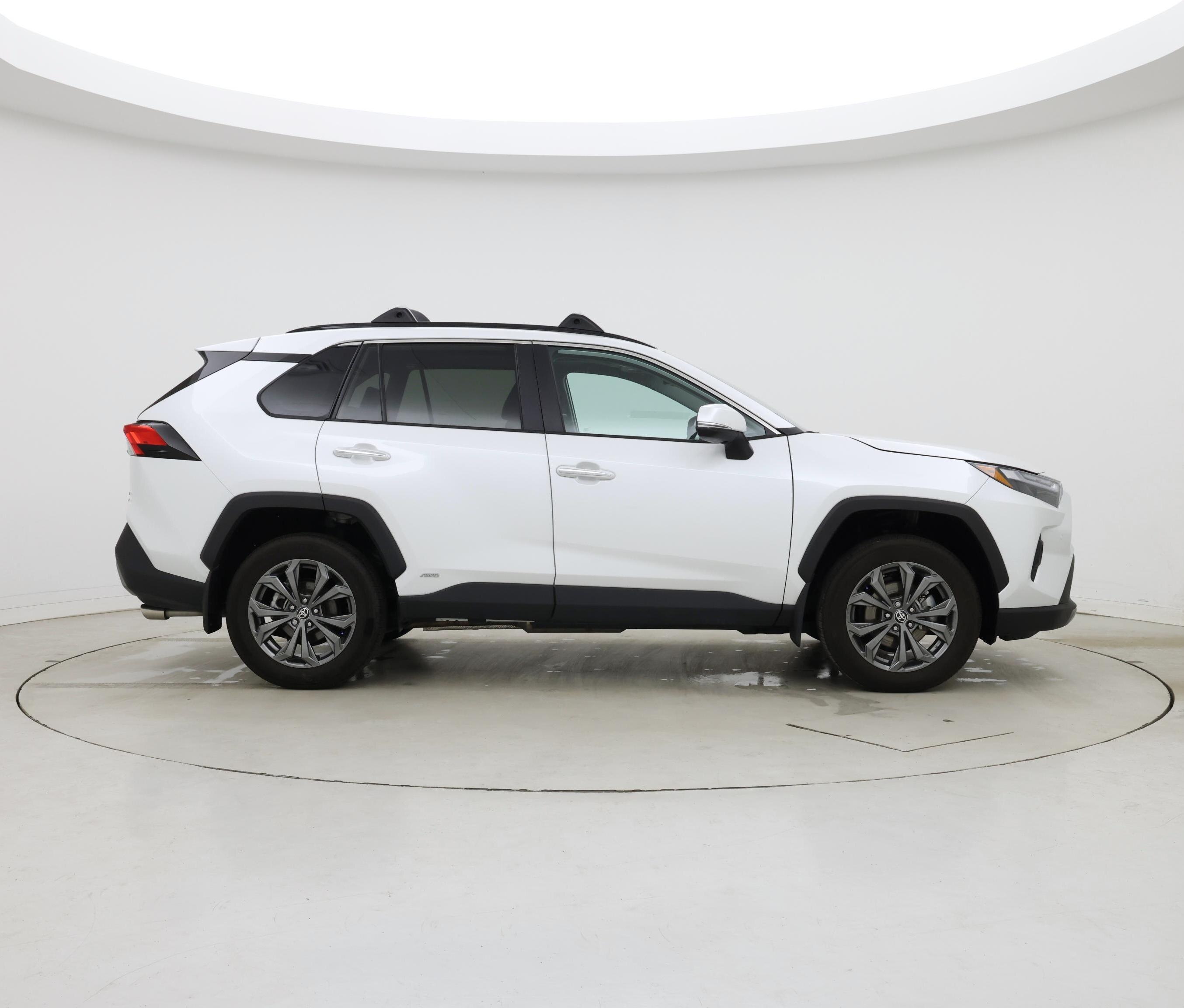 Thumbnail: 2024 Toyota RAV4 - 7