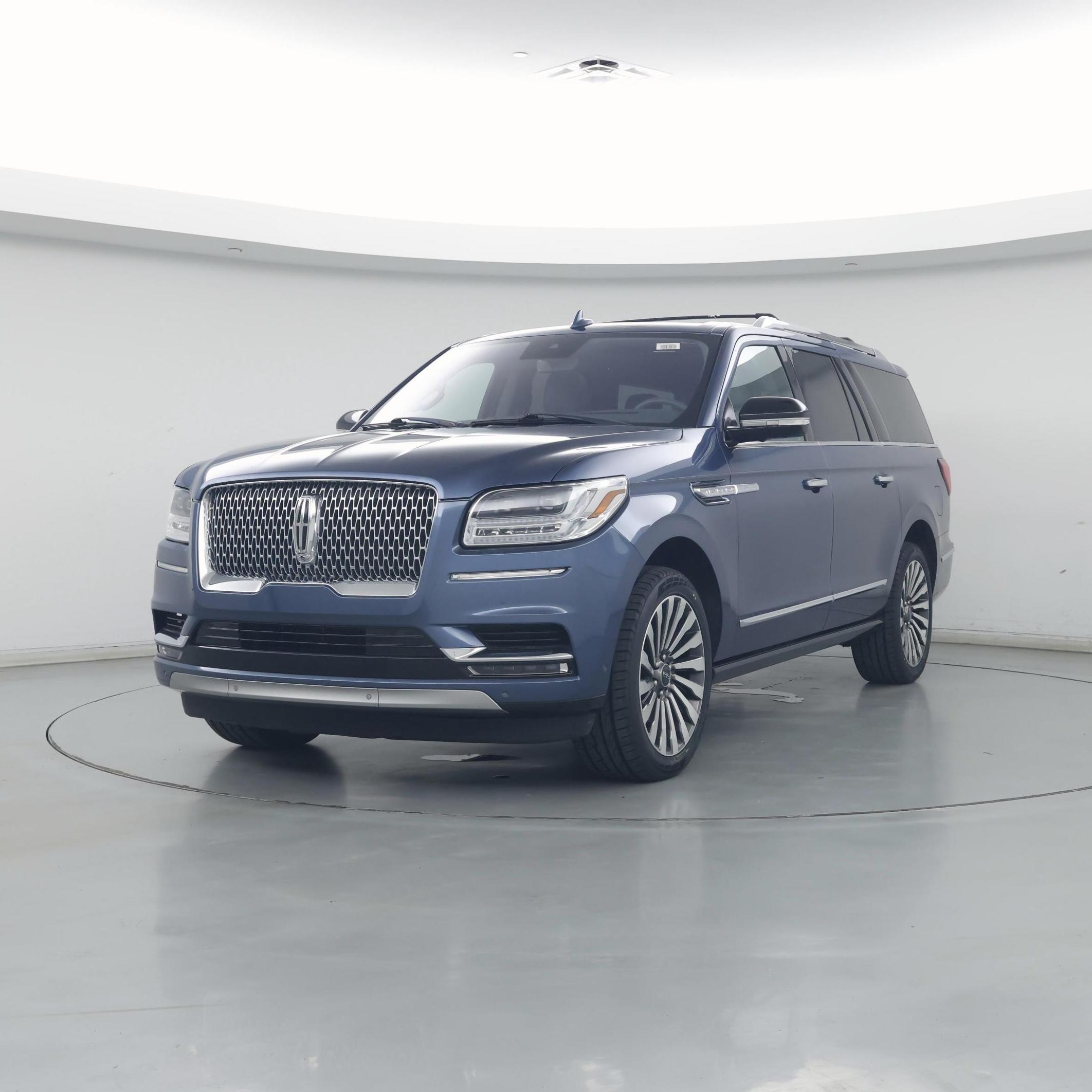 Thumbnail: 2019 Lincoln Navigator L - 4